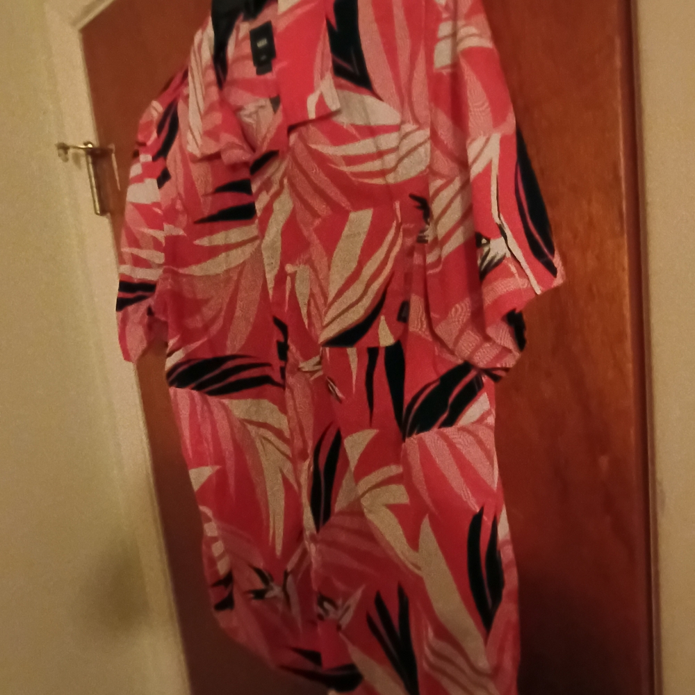 Tropical Pink and Black Leaf Print Shirt